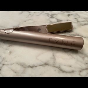 TYME hairstyling tool